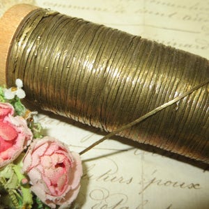 3y FLAT GOLDEN BRONZE 1920s French Metal Trim Antique Mesh Metallic Thread Gold Trim Ribbon Bullion Applique Vintage Embroidery Needlepoint