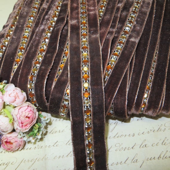 1y 3//8/" VTG FRENCH BLK VELVET RIBBON WHITE RHINESTONE PRONG BOHO CHOKER NECKLACE