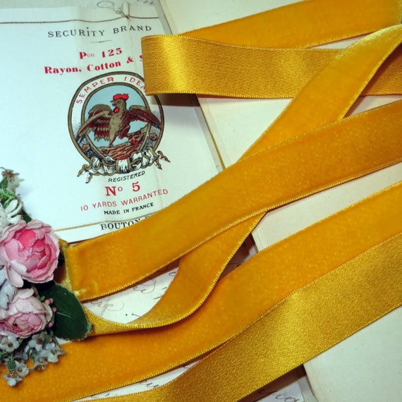 VINTAGE FRENCH SILK YELLOW OMBRE RIBBON TRIM 3 YARDS