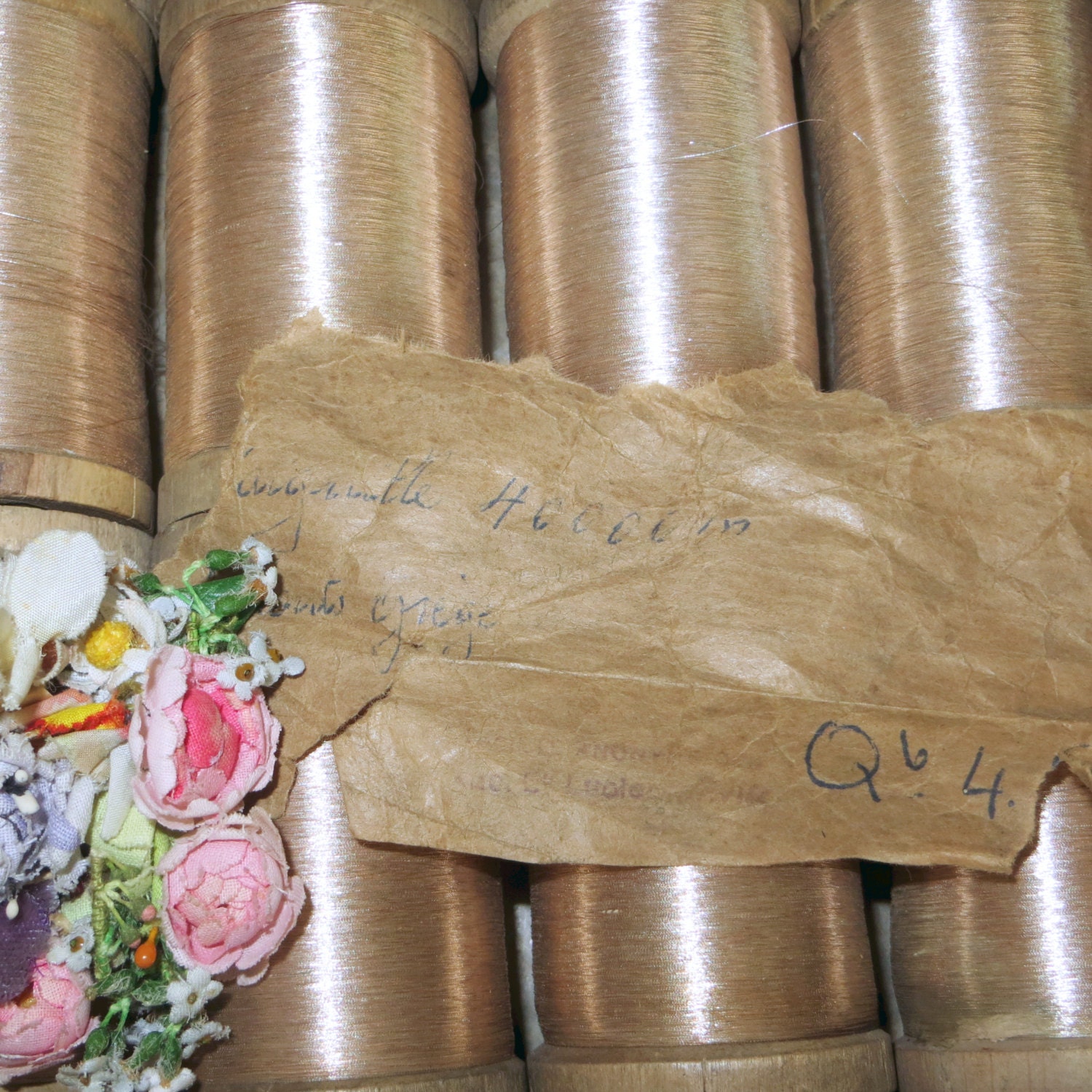 Lrg FRENCH METAL CHAMPAGNE Color Spool Silver Gold Thread Bobbin ...