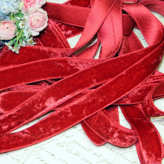 Antiqued Frayed Velvet Ribbon