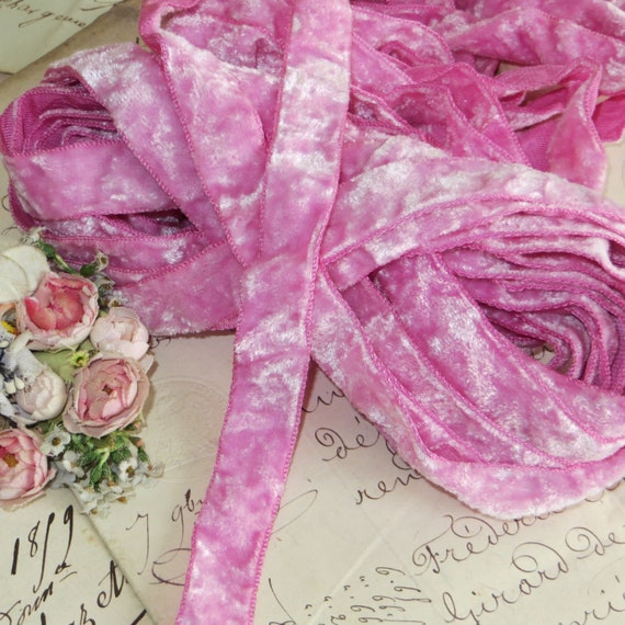 1y 3//8/" RASPBERRY RED VELVET RIBBON ANTQ FRENCH DOLL TRIM ROSETTE ROCOCO CRUSH
