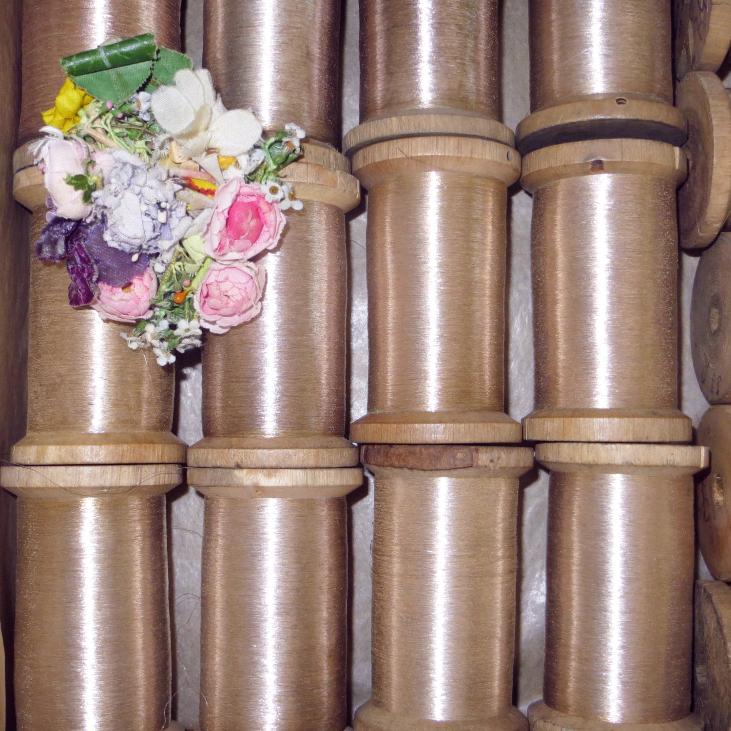 Lrg FRENCH METAL CHAMPAGNE Color Spool Silver Gold Thread Bobbin ...