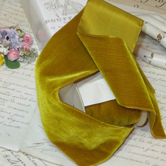NEW COLOR SILKY FLOWER TRIM~SUNSHINE YELLOW~1//2/"~DOLL HATS~ DRESS~MILLINERY