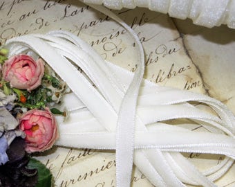 3/8" NARROW SNOW WHITE French Velvet Ribbon, 10-Yards, Wedding Trim 1960s Swiss Rayon Boho Choker Necklace Doll Dress Millinery Hat Jacquard