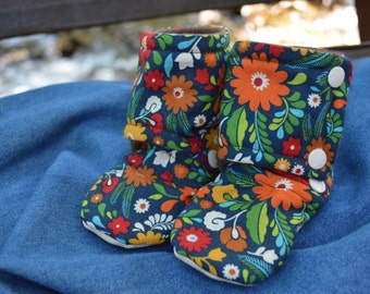 Baby Booties Stay on, Multi-Colored Flower Navy Brown, Earthy Baby, summer spring