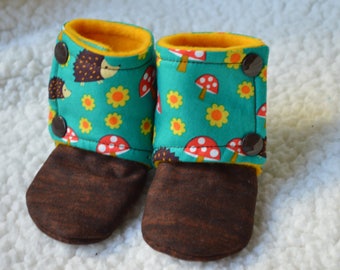 Hedgehog Baby Booties: Woodland Theme Cotton Fleece Booties