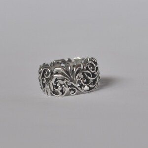 Scroll  Band Ring