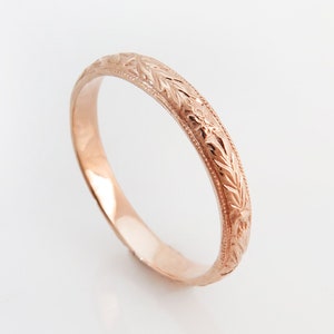 14K or 18K Gold Unisex Vintage Wedding Band, Antique Gold Floral Ring, Handcrafted Jewelry