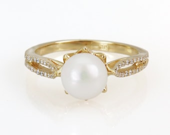 Pearl Diamond Ring, Art Deco Ring, Vintage Style Ring, Multi Stone Ring, Half Eternity Diamond Ring, 14kK Solid Gold Diamond Ring, 0.20 TKW