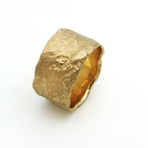 14K Solid Gold Hammered Textured Wedding Ring, Unique and Modern Design, Wide Cigar Band