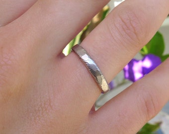 Alianza de boda facetada, alianza rústica, alianza para mujer, alianza para hombre, alianza de 14 quilates, anillo martillado, alianza texturizada
