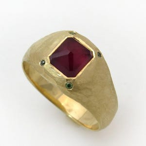 Statement Ring, Ruby Ring, Multistone Ring, Cocktail Ring, 18K Diamond Ring, Bezel Ring, Rose Cut Ring, Signet Ring, Ruby And Diamond Ring