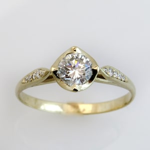 Diamond Engagement Ring, Solitaire Diamond Ring, Natural Diamond Ring, Fancy Diamond Ring, Luxurious Diamond Ring, 18k Engagement Ring,Solid