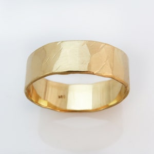 Unisex Wedding Band, 14K Gold Wedding Band, Hammered Ring, Engraved Textured Ring, Wide Gold Band, Unique Wedding Ring, Facet Gold Ring, 18k