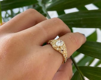 Cluster Diamond Ring, Fine Diamond Ring, Multi Diamond Ring, Fancy Diamond Ring, Luxurious Diamond Ring, Art Nouveau Diamond Ring, 0.95 CT