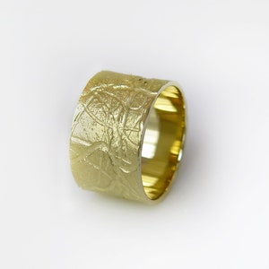 14K Gold Textured Wide Wedding Ring, Rustic Engraved Cigar Band, Unique Jewelry