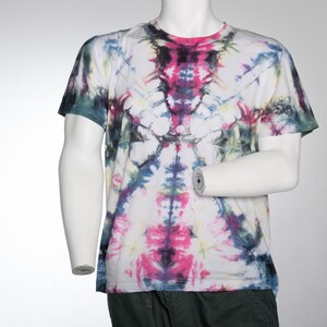 Tie Dye Pink Black and Blue Radio Waves XL Crew Neck T shirt