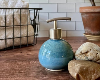 Ceramic soap pump or lotion dispenser (8 oz)- blue glaze- round soap dispenser, handmade ceramic pump for liquid hand soap- bathroom decor