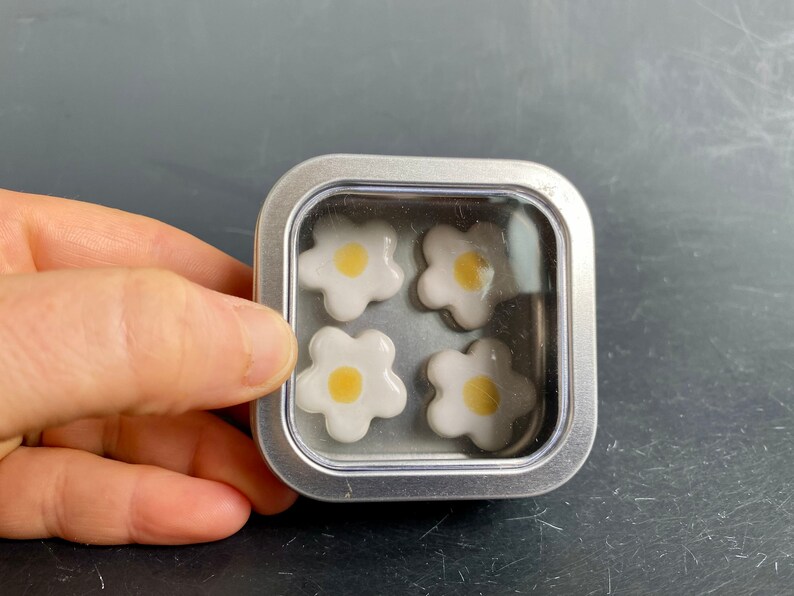 Ceramic flower magnets in tin white daisy flower magnets handmade ceramic magnet set in square tin, daisy fridge magnets, stocking stuffer image 3