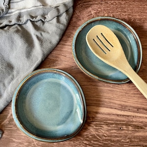 Kitchen spoon rest- wheel thrown ceramic spoon rest with light and sky blue glaze- kitchen gift, cooking gift, handmade spoon holder