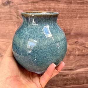 Blue bud vase- handmade ceramic bud vase, blue flower vase- bud vase gift, housewarming gift, wedding gift, birthday gift