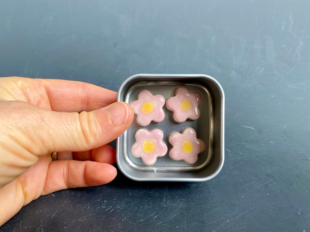 Ceramic Flower in Tin Pink Daisy Flower Etsy
