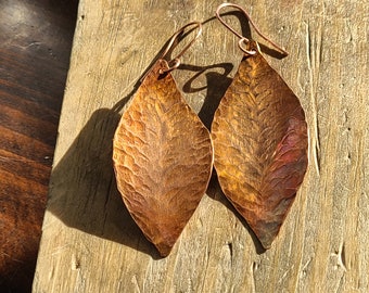 Copper Leaf Dangle Handmade Earrings, Oxidized Copper Hammered Textured Leaf Earrings