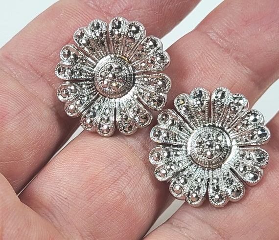 Sterling Silver Daisy Marcasite Flower Vintage Cl… - image 5