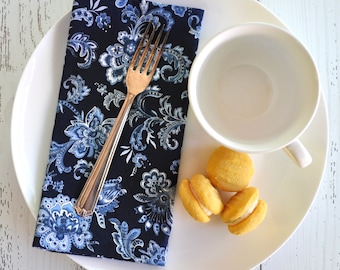 Cotton Napkins, Set of 4, Classic Jacobean Print in Navy, Blue & White, Handmade Reusable Cloth Napkins, Vintage, Provincial Style