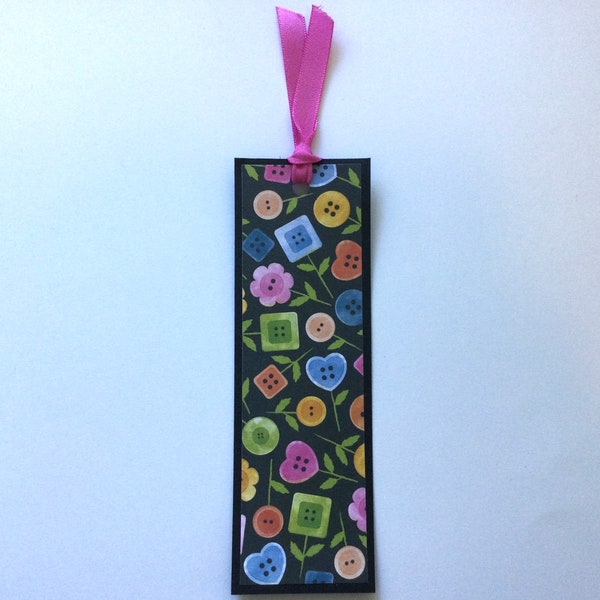 Flower button bookmark, Birthday gift idea, colourful book lover gift, token of appreciation, gift for her