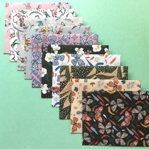 Flower butterfly envelopes / stationery, spring snail mail, happy mail, handmade small envelopes, set of 10