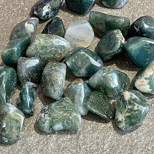 Green Moss Agate Tumble Stone - Size 20mm-30mm - Semi-Precious Gemstone - Crystal - Luck - Abundance - Prosperity - Green Stone