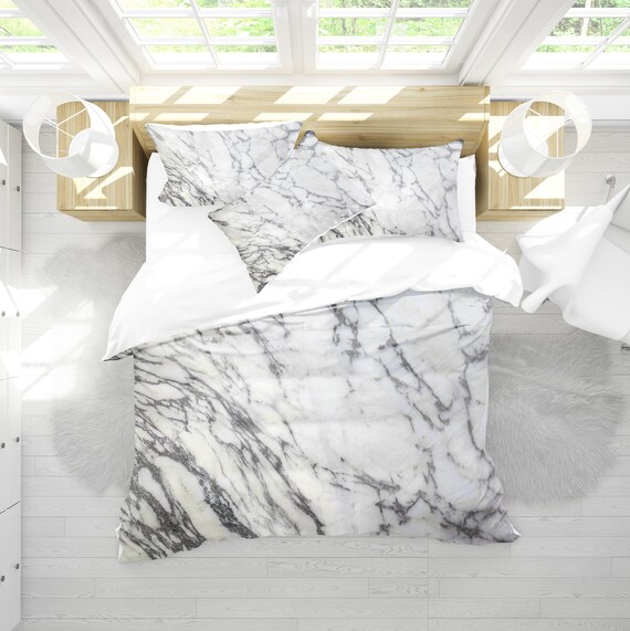 white duvet cover and pillowcases