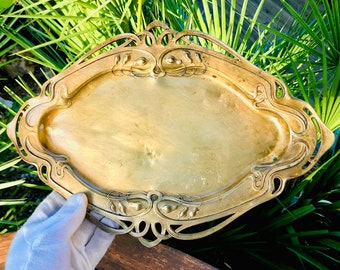 PRECIOSA BANDEJA Art Nouveau fuente de latón con ornamentación floral 1900s cuenco repujado en relieve WMF vacíabolsillos cesto modernista