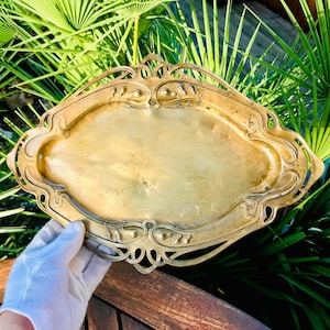 PRECIOSA BANDEJA Art Nouveau fuente de latón con ornamentación floral 1900s cuenco repujado en relieve WMF vacíabolsillos cesto modernista