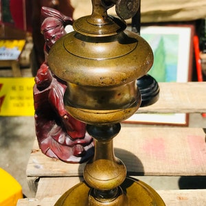 LAMPARA DE ACEITE francesa de bronce para escritorio candil antiguo de parafina candelero vintage clásico dorado