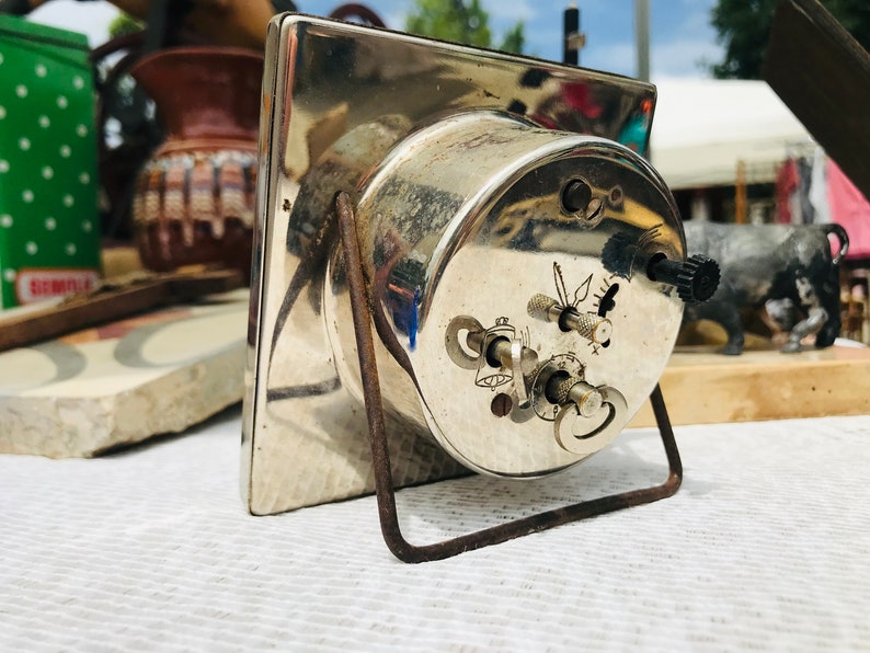 Réveil Ancien Atlanta à Remontage Mécanique - Fonctionne