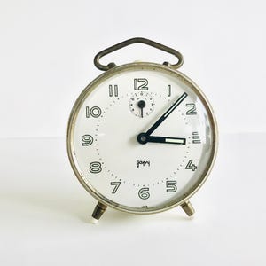 DESPERTADORE VINTAGE de los años 60 reloj con alarma marca JAPY antiguo de mesa reloj retro francés funcionando