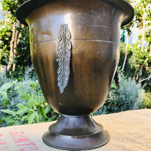 JARDINERA ART DECO de cobre años 30s con ornamentos florales de latón macetero vintage para plantas centro de mesa copa tiesto antiguo