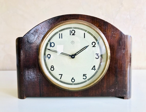 RELOJ De MADERA JUNGHANS Mecánico De Sobremesa Alemán De 1930 Despertador  Vintage De Cuerda Mid Century De Colección 