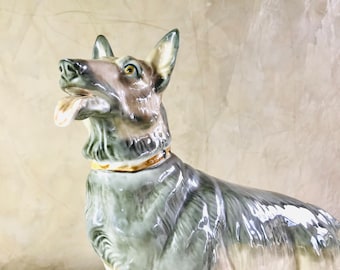 FIGURA PERRO de PORCELANA con marca Clean Made in Spain estatua vintage de porcelana española sobre peana escultura de colección