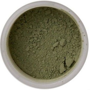 Chartreuse Ultra Petal Dust 4 grams