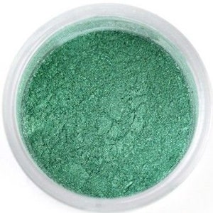 Bottle Green Luster Dust 2 grams