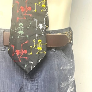 the spooky guy, vintage 1990s Black Skeleton necktie - A.Rodgers -  halloween party, mischief night, novelty goth, punk, weirdo neck tie