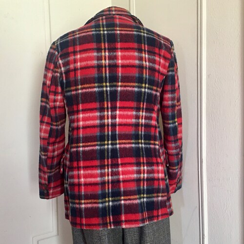Nautical chic, 1970s MOD mens Wool Plaid Sports Coat by WHALER - navy blue + red + yellow + white plaid - suit jacket - vintage sz 40, shops small