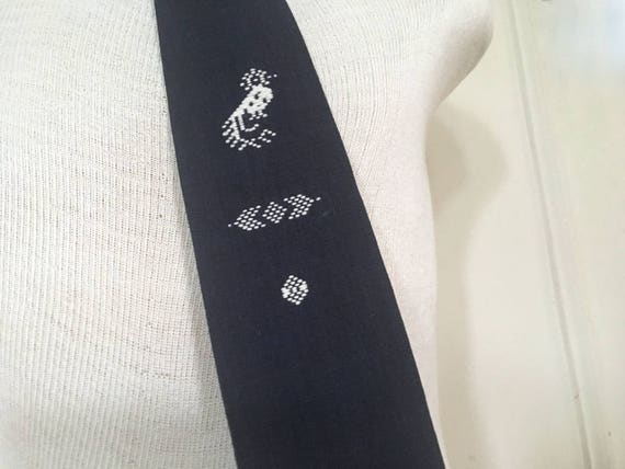 embroidered bird,  1980s dark indigo NECKTIE -  v… - image 6