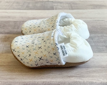 Trendy Baby Moccasins - Modern Cross