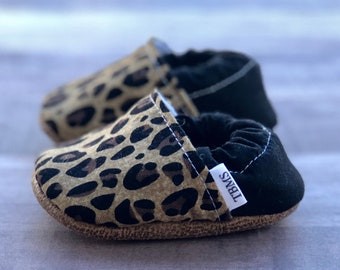 BUY 2, GET 1 FREE: Baby Girl Moccasins - Leopard Baby Shoes - Handmade Baby Moccs - Baby Girl Shoes - Baby Shower Gift - Cheetah Baby