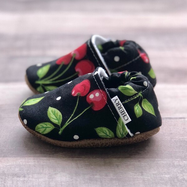 Trendy Baby Moccasins - Cherry